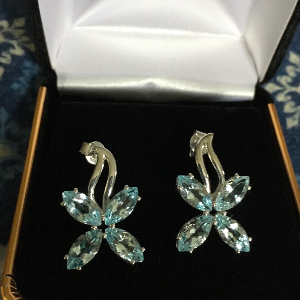 APP: 0.4k 9.08CT Marquise CutTopaz Sterling Silver